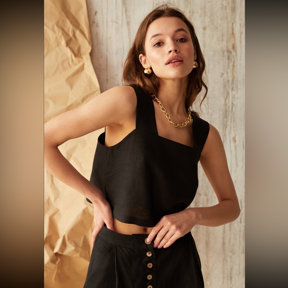 Custom made linen crop top